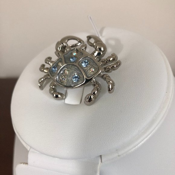 Vintage Silver Tone Rhinestone Crab Brooch Pin. - Picture 4 of 11